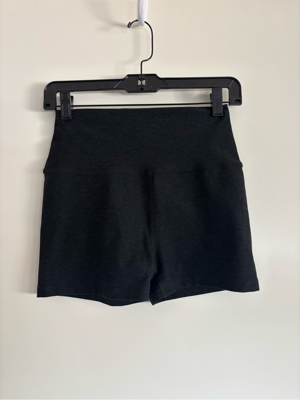 Beyond Yoga Spacedye Keep Pace 3" Short in Darkest Night (Black) size medium